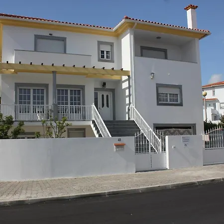 Vivenda Godinho Homestay *